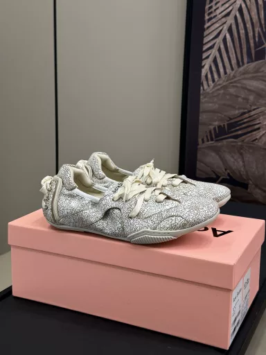 ACNE fw24 new arrival～acne super cute ballet shoes, sneaker style sole, super good feeling on the feet! Playful and age-reducing, relaxed feeling; full of fashion sense!Cowhide upper, washed denim upper