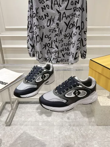 FENDI couple's FORWARD2️⃣0️⃣2️⃣5️⃣ new sneakers ‼ ️The whole pair of shoes is purchased from Zp, developed and created, all customized materials, exclusive mold outsole, all details are shipped according to the version, and even the packaging is the same as the original.