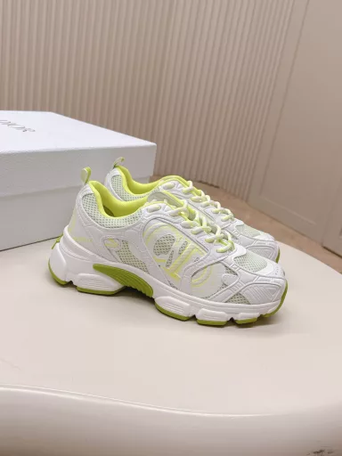 Dior Chrono new casual sports shoes, running shoes, dad shoes are really cool, full of futuristic feeling! Really cool! Once again interpreting Dior's cool and fashionable concept, lucky star bless you with good luck, the new EVA sole is super light and soft! Perfect replica of the original! Full version material