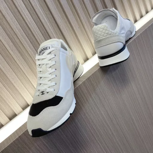 Chanel grandma black and white panda shoes, sneakers, sports shoes, Dexterity shoes, casual shoes~~Simple low-top, light and comfortable, genuine leather splicing style, creating a young and active sports atmosphere✔️✔️Sheep splicing upper, sneaker design light design, two-color sports outsole