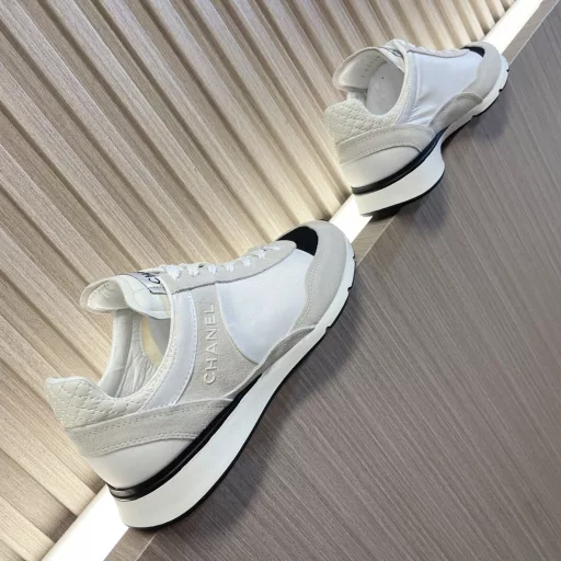 Chanel grandma black and white panda shoes, sneakers, sports shoes, Dexterity shoes, casual shoes~~Simple low-top, light and comfortable, genuine leather splicing style, creating a young and active sports atmosphere✔️✔️Sheep splicing upper, sneaker design light design, two-color sports outsole