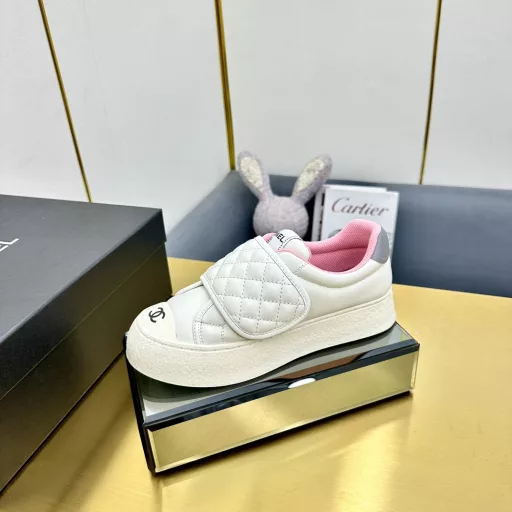 Chanel loafers~ Original calfskin panda shoesChanel 25C latest hit panda black and white sneakers casual sneakersChanel hot item classic black and white panda color coco girl must buy