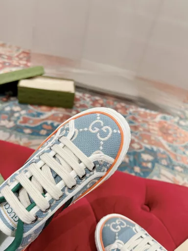 Arrival Gucc* tennis 1977 classic series canvas shoes…Hotly recommended model, G+1977×Disney joint series…Double canvas made of integrated elements of the brand, rich in retro style, classic and sentimental, perfect memories