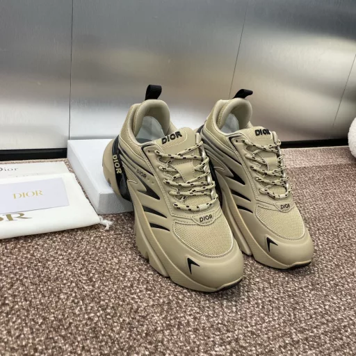 Dior 2024 Spring and Summer catwalk couple model B32 Iconic fashion modern sports dad shoes CD letter logo lace-up color-blocking thick-soled running shoes Star-style jelly-colored casual shoes Top high-end version on the marketMaterial: The upper is made of special craftsmanship with mesh fabric splicing silk cowhide + environmentally friendly breathable fabric lining + original molded Tpu combination outsole