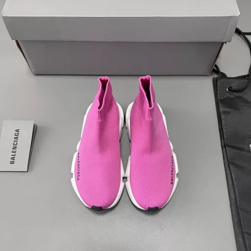 Balenciaga wool flying woven bootsSpeed ​​1.0 version brand new socks shoes original goods, definitely not the general versionFlying woven surface tightly woven TPU sole embossed LOGO full set packaging.