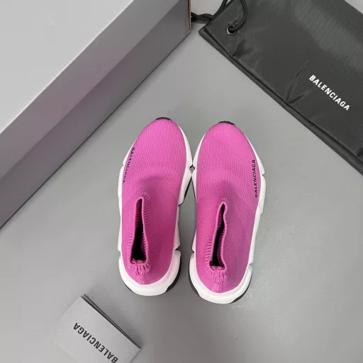 Balenciaga wool flying woven bootsSpeed ​​1.0 version brand new socks shoes original goods, definitely not the general versionFlying woven surface tightly woven TPU sole embossed LOGO full set packaging.