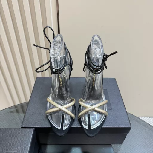 Yvette Saint Laurent logoBlack diamonds, metal leather, Yang Shulin, who understands women's hearts best, beautiful shoes without dead angles, supporting the aura💪Noble temperament💯Imported sheepskin lining, fits the foot and is comfortableImported Italian leather outsole