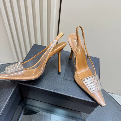 𝗦𝗔𝗜𝗡𝗧 𝗟𝗔𝗨𝗥𝗘𝗡*25/Spring and summer hot square buckle transparent high heels🪽New square buckle embellishment, elegant and sexy, YSL is popular with both men and women🧡Women's torture instruments👠 Worth every woman's purchase 😊