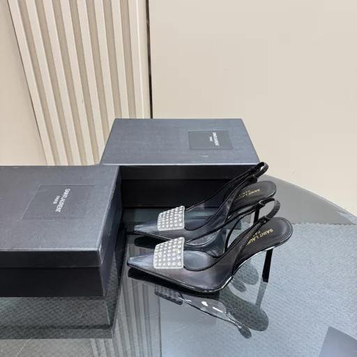 𝗦𝗔𝗜𝗡𝗧 𝗟𝗔𝗨𝗥𝗘𝗡*25/Spring and summer hot square buckle transparent high heels🪽New square buckle embellishment, elegant and sexy, YSL is popular with both men and women🧡Women's torture instruments👠 Worth every woman's purchase 😊