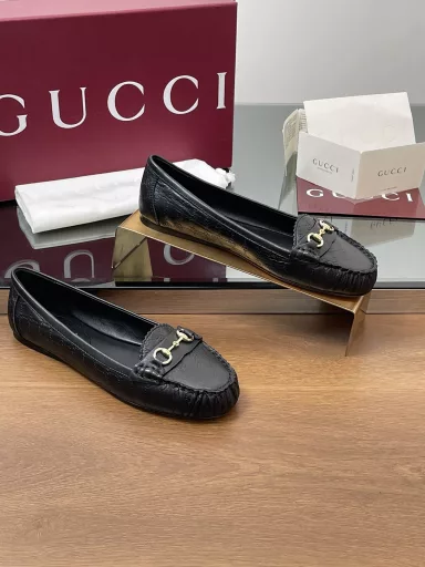 GuCC high-end boutique 2025 early spring series new products 🆕 flat ballet shoes 🩰Horsebit buckle new single shoes 🔥Classic exquisite and elegant playful and fashionable flat shoes 🔥High-quality sweet college style slippers 😘Original original quality! Every detail has been carefully crafted, which can be compared with ZG, unique quality!