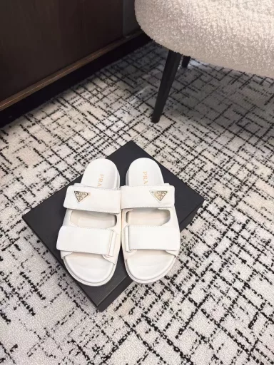 Prada 2025 Spring and Summer New Sandals Roman Thick-soled Velcro Sandals Slippers Latest catwalk style, classic upgrade Comfortable and fashionable Every color combination looks good, designed to meet different style needs