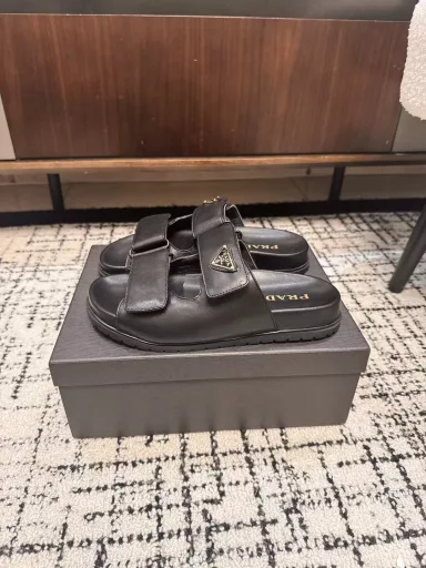 Prada 2025 Spring and Summer New Sandals Roman Thick-soled Velcro Sandals Slippers Latest catwalk style, classic upgrade Comfortable and fashionable Every color combination looks good, designed to meet different style needs