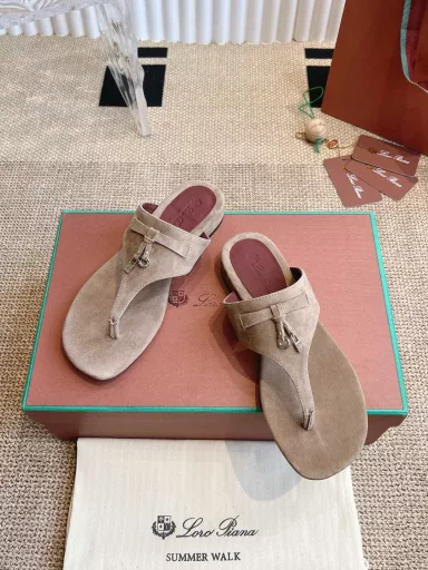 Loro Piana slippers2025 official website LP new launch Loro Piana(official website the same type of slippers | made of Wish Yangjing fabric | The upper is made of high quality extra grade cashmere | foot cashmere, foot silk sheepskin, All-round one-to-one recovery counter process | high technology process | Italy 🇮🇹 imported leather sole original process outsole | with a height of 1.5cm(full cashmere)/ Not ordinary heavy rubber soles in the market