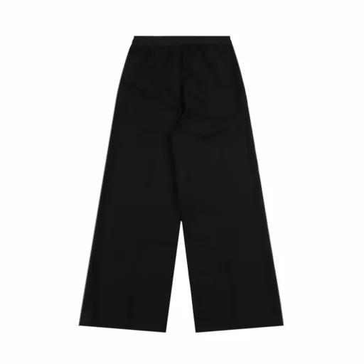 MIU MIU Grain De Poudre Belt pantsCustom 35% wool, 38% cotton and 27% polyester, so that the fabric integrated wool softness, elasticity, warmth and cotton sweat absorption, air permeability and polyester strength, wear resistance, the waist of the machine pleating process, the use of multi-function air pump, adjust to 180 degrees Celsius high temperature, to ensure stable and uniform temperature. The pattern on the thick plate is printed on the pants, and then the air pump is pressed at high temperature. Under the action of high temperature and pressure, it makes its pattern more firm. The edge of the slit is folded inside, and then the imported sewing machine is used for dark sewing, so that the front is almost invisible and more beautiful and neat. Loose form