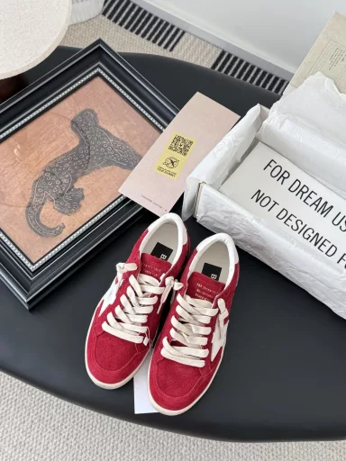 GGDB small dirty shoes new color shipped!The new style of personality graffiti, beautiful and versatile, full of detailsThis year's latest edition of the official website counter limitedHigh version high quality running quantity price