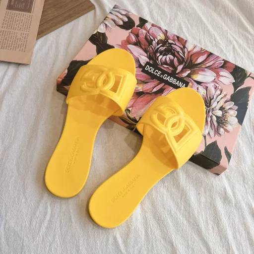 2024 New 3D logo flat slippers 💃Perfect detail handlingUltimate perfect reproduction ❤️1⃣ upper: original imported TPU