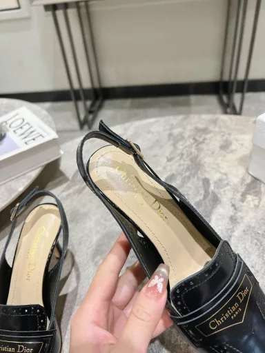 Dio*r 2025 spring/summer the latest Boy-D circle with perforated block style pointed high heel women's sandals star the same CD letter logo hardware buckle low heel hollowed out Mueller women's slippers market top high-end version