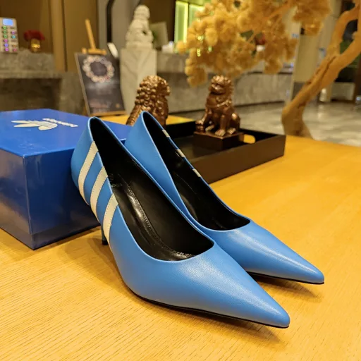 Balenciaga2025 spring burst single Balenciaga/adidas new release (original joint packaging! Blue Box) Top version, exclusive debut.A&B = AB joint name = Adidas♈️❌Balenciaga century joint name, silk high heel shoes/leather high heel shoes/four seasons shoe joint series! 