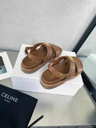 Celine 2025 new sandals, Arc de Triomphe metal logo belt buckle leather sandals raw rubber non-slip sole, waterproof platform sandals