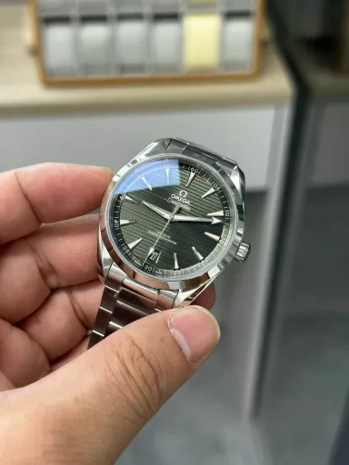 VS Seamaster 150m Teak Green 8900 open mold integrated movement
