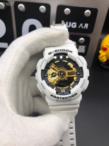 GA-110 Hand-raise Light Casio G-SHOCK--Classic shockproof dial design👍In stock and shipped immediately, 45-degree automatic hand-raise light function with strong visual impact🙈LCD liquid crystal display💡Stopwatch speed function accurate to 1/1000 second⌛Shockproof📣Anti-magnetic💥200 meters waterproof🏊48 city time📲Countdown⏳Alarm clock⏰Fully automatic calendar and other powerful functions