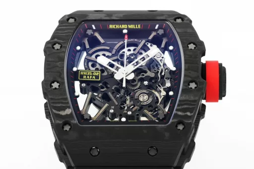ZF.Factory once again amazed the watch industry and officially opened a new milestone for RM35-02!1) Case: The watch is made of high-tech TPT [quartz fiber] material, with a size of 49.94*44.5MM and a thickness of no more than 45μm. The silica fiber layer is interwoven with special resin fibers through a special automated control system. The fibers between the layers are interwoven at a 45-degree angle. After being heated to 120 degrees Celsius in a three-stage high-temperature flame furnace, they are sent to ProArt for processing and molding. Natural quartz fiber is white, light in texture, and has super impact resistance, non-allergic and UV resistance.2) Movement: Equipped with the newly developed Calibre RMAL1 integrated movement, the movement base and bridge are made of grade 5 titanium alloy sandblasting process, and are treated with PVD/Titaly to ensure maximum rigidity and smooth surface. The unique variable geometry balance wheel can speed up or slow down the winding by adjusting the position of six different wings. The inertial balance wheel oscillates at a frequency of 28800VPH and is equipped with a double barrel system to ensure greater and more stable torque. It also provides a 55-hour power reserve.More importantly, the newly released RMAL1 integrated movement of ZF is the only one in the market that uses real white gemstones on the upper and lower parts of the balance wheel on an integrated base. It is genuine and affordable! This is also the biggest difference from the patch gemstones on the market (other manufacturers)! This is a huge leap forward in ZF's research and development!