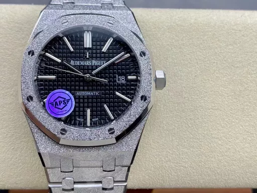 APS 15410 new product, frosted gold watchAudemars Piguet frosted gold craft is commonly known as hammered gold craft, also known as 