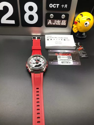 GST-400G hand-raise light Casio G-SHOCK--classic shockproof dial design👍In stock and shipped immediately, 45-degree automatic hand-raise light function with strong visual impact🙈LCD liquid crystal display💡Stopwatch speed function accurate to 1/1000 second⌛Shockproof📣Anti-magnetic💥200 meters waterproof🏊48 city time📲Countdown⏳Alarm clock⏰Fully automatic calendar and other powerful functions