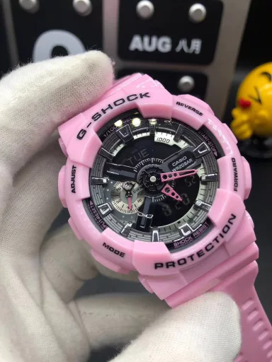 GA-110 Hand-raise Light Casio G-SHOCK--Classic shockproof dial design👍In stock and shipped immediately, 45-degree automatic hand-raise light function with strong visual impact🙈LCD liquid crystal display💡Stopwatch speed function accurate to 1/1000 second⌛Shockproof📣Anti-magnetic💥200 meters waterproof🏊48 city time📲Countdown⏳Alarm clock⏰Fully automatic calendar and other powerful functions