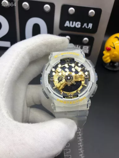 GA-110 Hand-raise Light Casio G-SHOCK--Classic shockproof dial design👍In stock and shipped immediately, 45-degree automatic hand-raise light function with strong visual impact🙈LCD liquid crystal display💡Stopwatch speed function accurate to 1/1000 second⌛Shockproof📣Anti-magnetic💥200 meters waterproof🏊48 city time📲Countdown⏳Alarm clock⏰Fully automatic calendar and other powerful functions