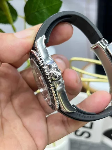 VS Platinum Yacht/Dandong 3235 Movement