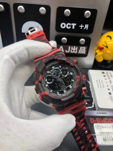 GA-110 Hand-raise Light Casio G-SHOCK--Classic shockproof dial design👍In stock and shipped immediately, 45-degree automatic hand-raise light function with strong visual impact🙈LCD liquid crystal display💡Stopwatch speed function accurate to 1/1000 second⌛Shockproof📣Anti-magnetic💥200 meters waterproof🏊48 city time📲Countdown⏳Alarm clock⏰Fully automatic calendar and other powerful functions