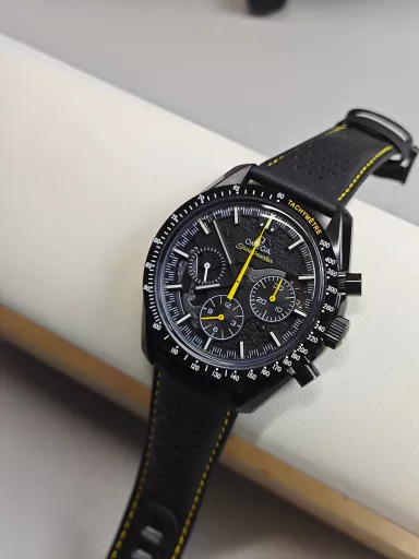 tw Omega Speedmaster Dark Side of the Moon Apollo 8