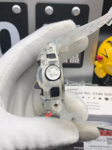 GA-400 hand-raise light Casio G-SHOCK--classic shockproof dial design👍In stock and shipped immediately, 45-degree automatic hand-raise light function with strong visual impact🙈LCD liquid crystal display💡Stopwatch speed function accurate to 1/1000 second⌛Shockproof📣Anti-magnetic💥200 meters waterproof🏊48 city time📲Countdown⏳Alarm clock⏰Fully automatic calendar and other powerful functions