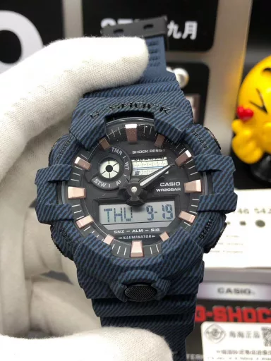 Hot selling GA-710 hand-raise light Casio G-SHOCK--classic shockproof dial design👍In stock and shipped immediately, 45-degree automatic hand-raise light function with strong visual impact🙈LCD liquid crystal display💡Stopwatch speed function accurate to 1/1000 second⌛Shockproof📣Anti-magnetic💥200 meters waterproof🏊48 city time📲Countdown⏳Alarm clock⏰Fully automatic calendar and other powerful functions