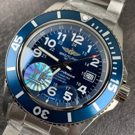 TF-factory's new Super Ocean 44mm special edition watch combines superb technology with original style[Case] ​​Original blank molding316L stainless steel case, equipped with a one-to-one red double-seal screw-in crown (visible when the crown is unscrewed⭕️), and also equipped with the same safety pressure relief valve as the original, truly 100% waterproof![Bezel] Made of high-tech scratch-resistant ceramic.[Mirror] Ultra-transparent double-sided anti-glare treatment curved sapphire mirror further ensures excellent readability.[Movement] Top-grade polished Seagull 2824 flower washing machine.All accessories are interchangeable with the original, reaching the original level, and the quantity is limited.