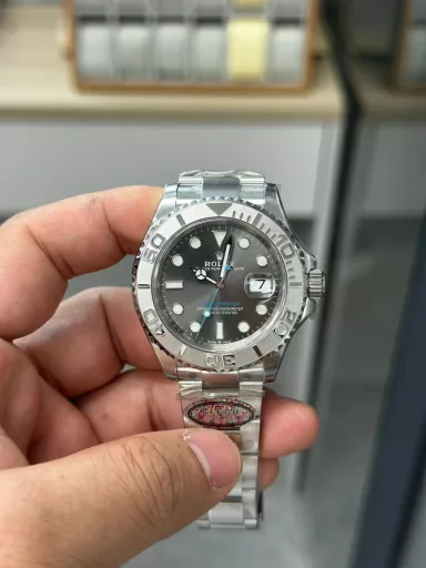 C Grey Yacht Shanghai 3235 Movement