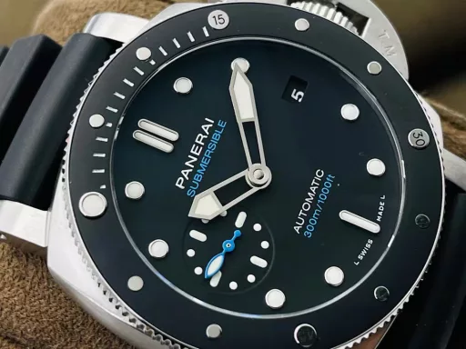 VS Panerai Pam683 watch!1⃣️Diameter 42MM, standard size for Asian wrists.