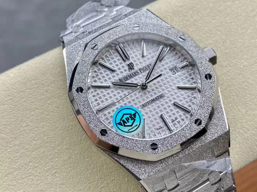 APS 15410 new product, frosted gold watchAudemars Piguet frosted gold craft is commonly known as hammered gold craft, also known as 