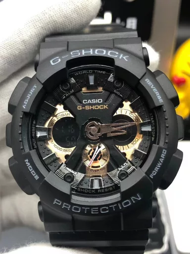 Hot selling GA-120 hand-raise light Casio G-SHOCK--classic shockproof dial design👍In stock and shipped immediately, 45-degree automatic hand-raise light function with strong visual impact🙈LCD liquid crystal display💡Stopwatch speed function accurate to 1/1000 second⌛Shockproof📣Anti-magnetic💥200 meters waterproof🏊48 city time📲Countdown⏳Alarm clock⏰Fully automatic calendar and other powerful functions