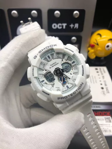Hot selling GA-120 hand-raise light Casio G-SHOCK--classic shockproof dial design👍In stock and shipped immediately, 45-degree automatic hand-raise light function with strong visual impact🙈LCD liquid crystal display💡Stopwatch speed function accurate to 1/1000 second⌛Shockproof📣Anti-magnetic💥200 meters waterproof🏊48 city time📲Countdown⏳Alarm clock⏰Fully automatic calendar and other powerful functions