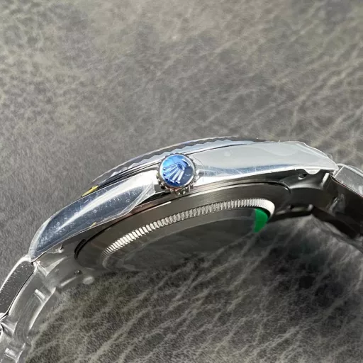 VS Rolex Datejust 41mm is equipped with 3235 movement, the quality is so stable that it can be truly once and for all.