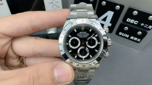 Clean 4130 movement black steel