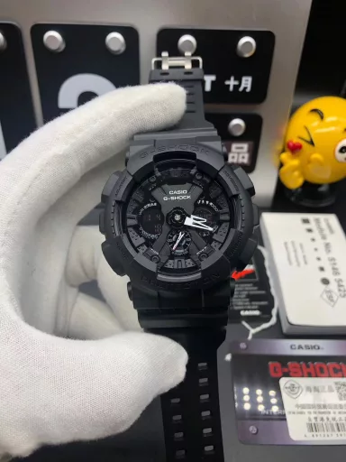 Hot selling GA-120 hand-raise light Casio G-SHOCK--classic shockproof dial design👍In stock and shipped immediately, 45-degree automatic hand-raise light function with strong visual impact🙈LCD liquid crystal display💡Stopwatch speed function accurate to 1/1000 second⌛Shockproof📣Anti-magnetic💥200 meters waterproof🏊48 city time📲Countdown⏳Alarm clock⏰Fully automatic calendar and other powerful functions