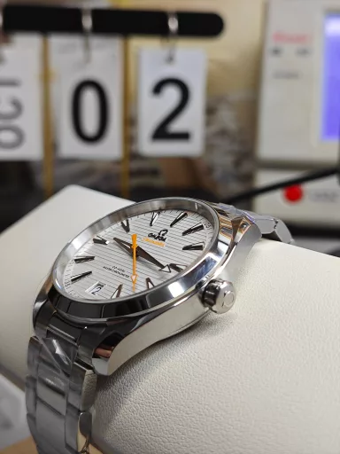 VS Omega Seamaster 150 Small Orange Needle