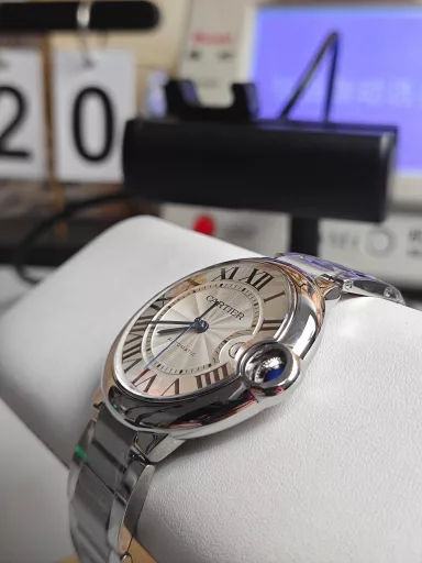 AF42m Cartier Blue Balloon