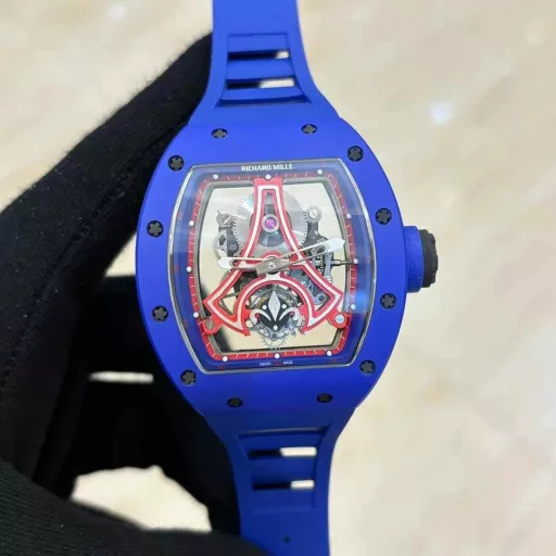 The latest model Richard Mille RM52-03 Tourbillon Super Watch, Eiffel Tower The Paris Tower in France where you and I meet.Richard is limited to 10 pieces worldwide Paris Saint-GermainRichard RM I won’t buy the popular models, I usually buy the limited edition, do you understand me? Richard Mille
