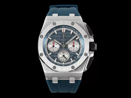 APP Audemars Piguet Royal Oak Offshore 26420 New Upgraded VersionThe newly molded 43 mm case (market version 44 mm, which is the case of the old 26400) adopts a new design, a more ergonomic case, and more refined case details. It has larger polished chamfers. The 43 mm wide case has been carefully modified to accommodate the new movement with a slightly larger diameter. The case contains a set of newly designed chronograph buttons.The dial has been upgraded, the dial texture is CNC slow-washed (non-hydraulic), the finished product has clear texture, and the iconic square is now connected to each other by a cross.The calendar has been upgraded. After the modification of the movement, the original large calendar has been realized. The date window has been pushed to the edge of the dial, and the hands have been slightly modified.The new interchangeable strap function, equipped with a quick release system, can easily change the wearing style. The rubber strap color is black, and there is also a leather strap available.In addition to the titanium version, the Royal Oak Offshore Chronograph 43 mm features a black ceramic bezel, creating a sharp contrast in material and color. The crown and pushers are also made of ceramic.