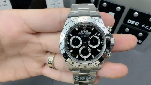 Clean 4130 movement black steel