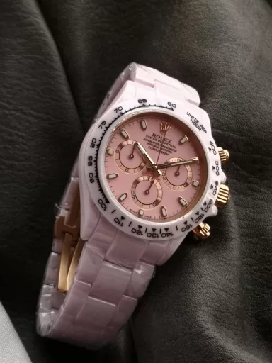 Accepting reservations [rose][rose][rose]N6 Factory super cost-effective [strong] belongs to the AET company co-branded ceramic Daytona series:① Using Dandong 4131 exclusive movement trial version 4801 machine, currently the most stable version of 4131 movement, zero repair, super stable [rose]② Imported nano solid core ceramic material, after continuous testing, the material is not easy to break, and is cut-resistant, wear-resistant, and anti-fouling [rose]③ All literal colors are infinitely close to the original color [rose]④ It has 5 color schemes, Bis Abu Dhabi Bis Kai Green, Racing Green, Sakura Pink, Panda White Series, quality online, absolutely super cost-effective watch [rose]